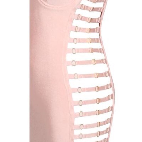 Last One☝🏾 Bardi Bandage CutOut Dress 🌸 - Picture 8 of 8